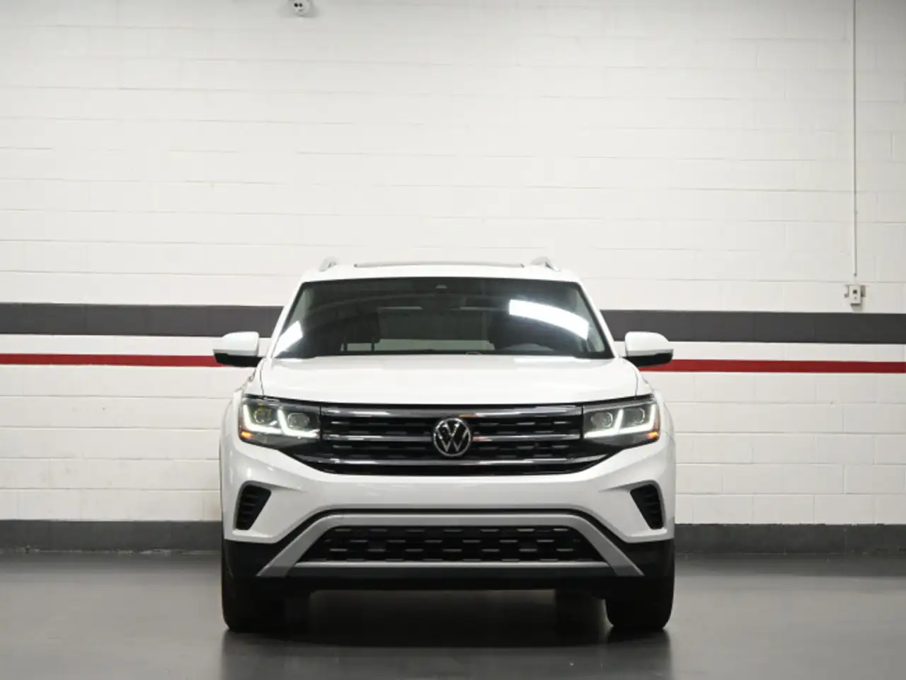 Volkswagen Atlas photo Volkswagen Atlas