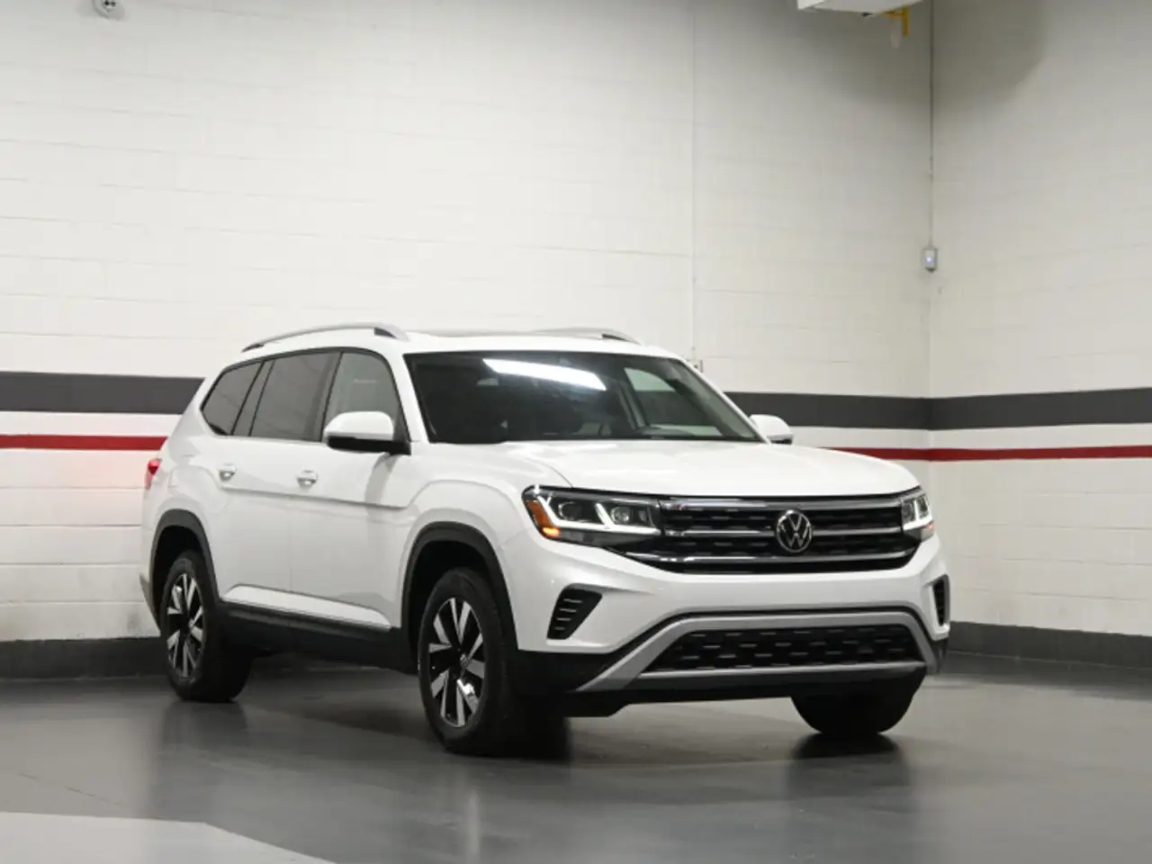 Volkswagen Atlas photo Volkswagen Atlas