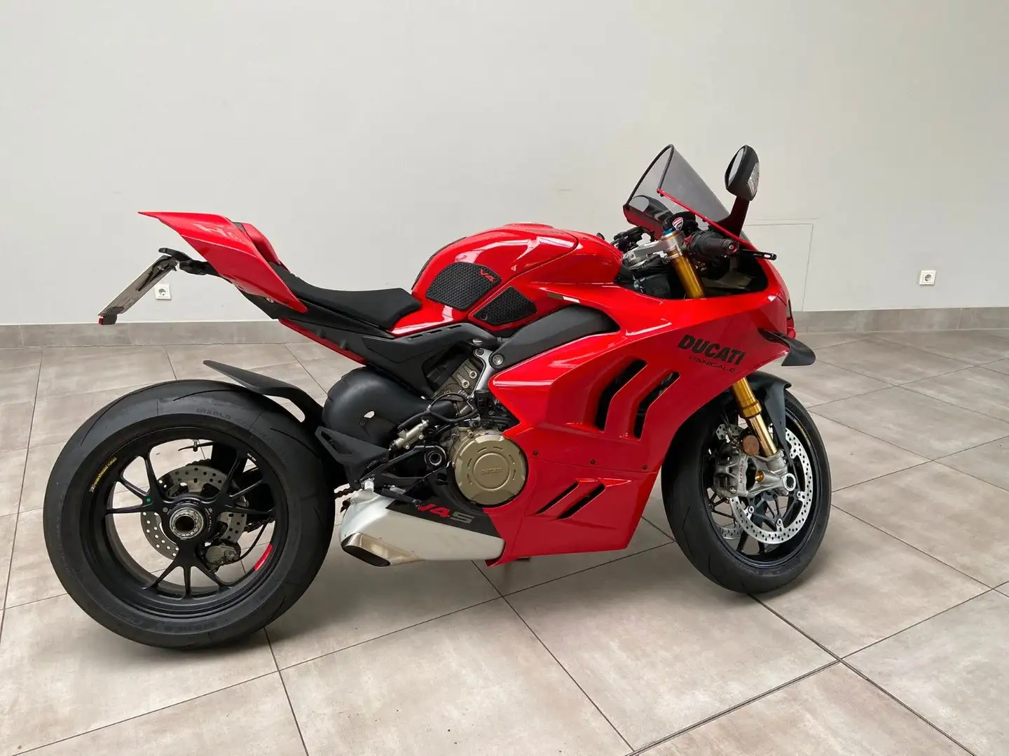 Ducati Panigale V4 S 1.Hand Ducati Sitzbank Evo-Tech Rot - 2