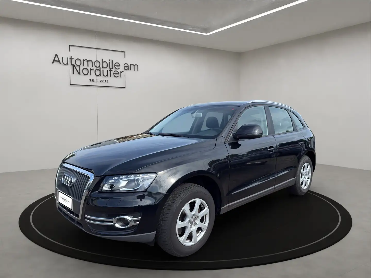 Audi Q5 2.0 TFSI quattro-2Hand-Scheckheft-AHK-Xenon-Navi Schwarz - 2