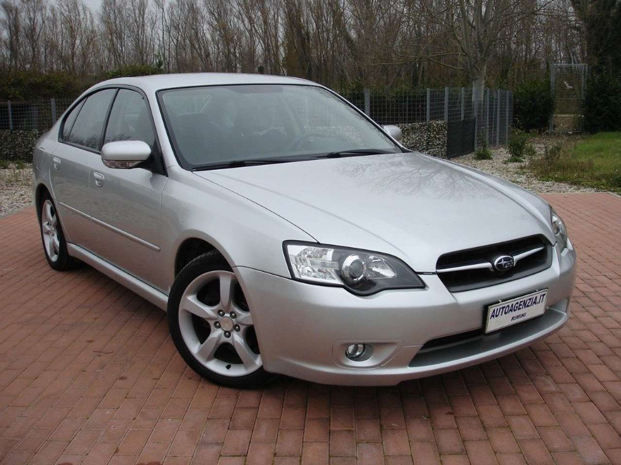 Subaru Legacy 2.0 16V BERLINA