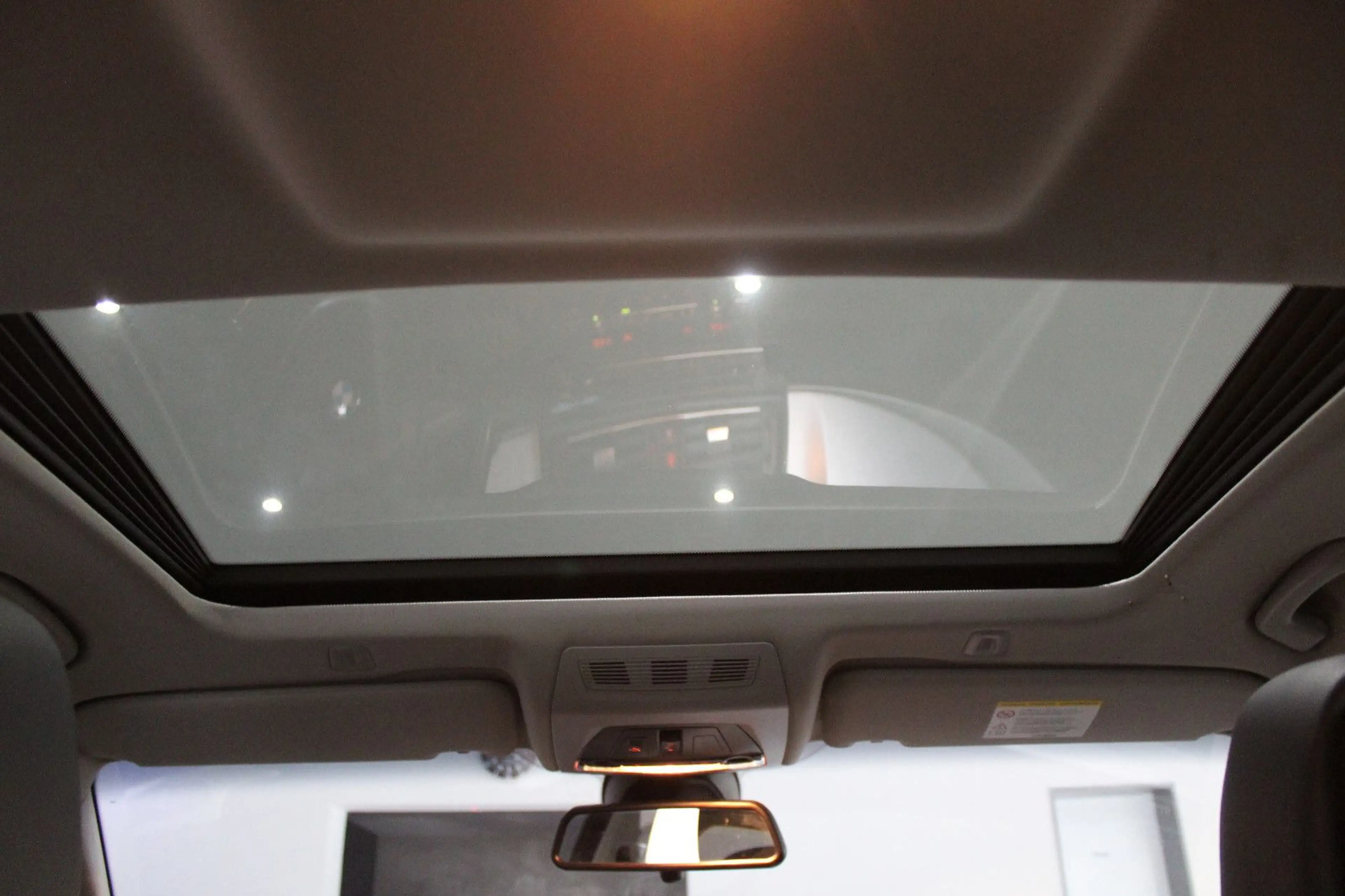 BMW 525 d SPORTPAKET LEDER NAVI XENON GSD EURO 5 &DPF — photo 12