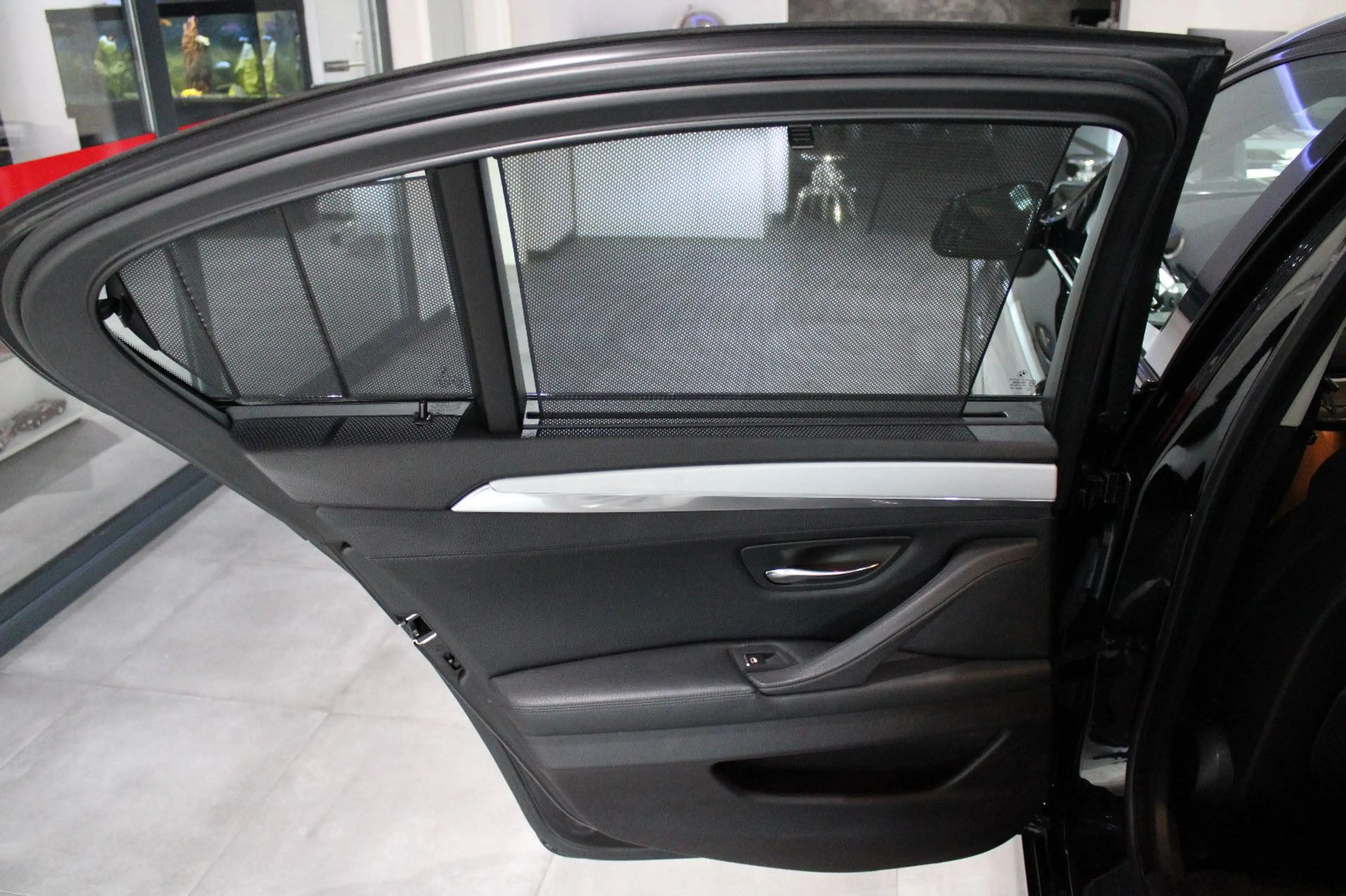 BMW 525 d SPORTPAKET LEDER NAVI XENON GSD EURO 5 &DPF — photo 11