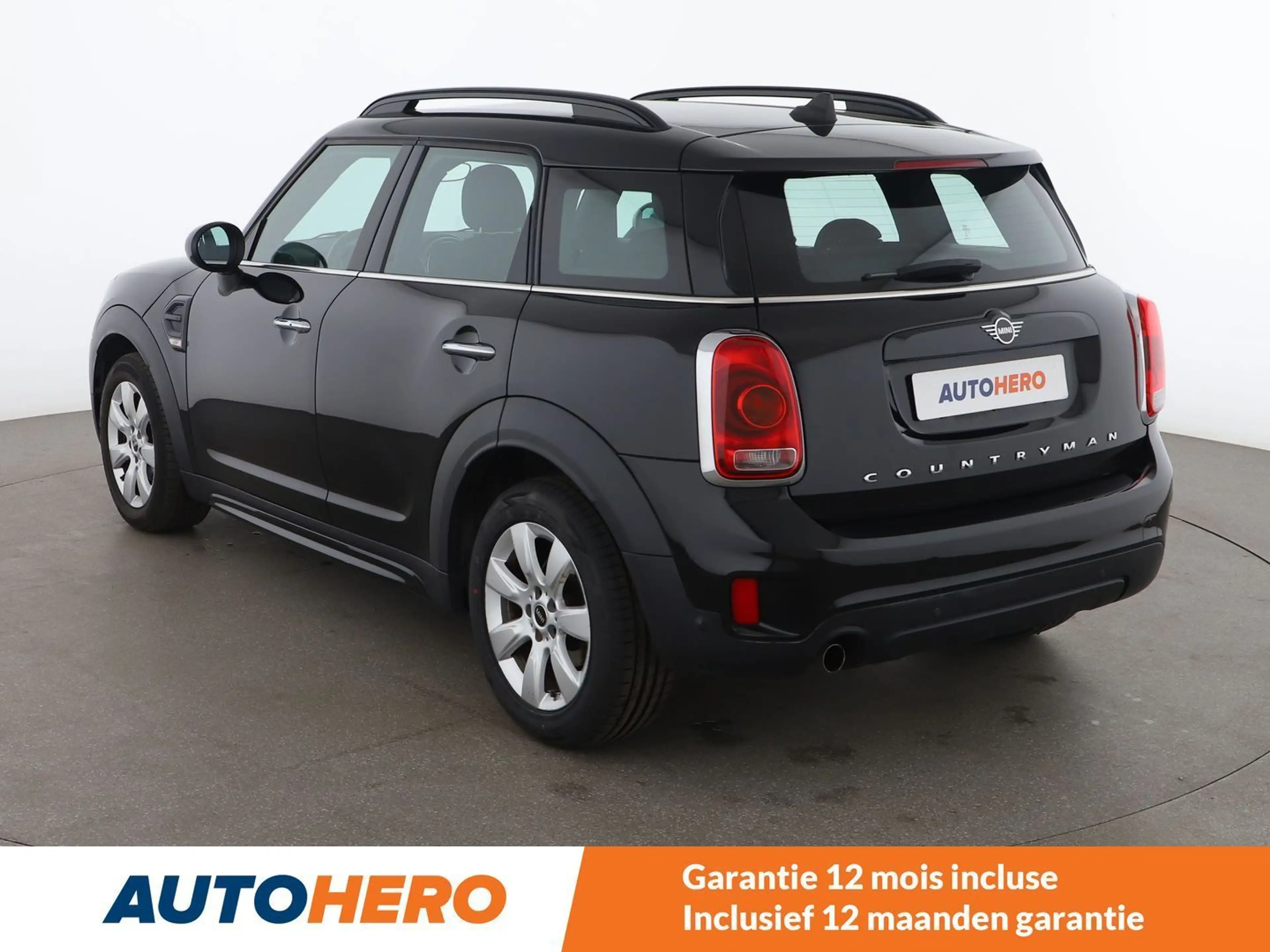 MINI One D Countryman One D — photo 4