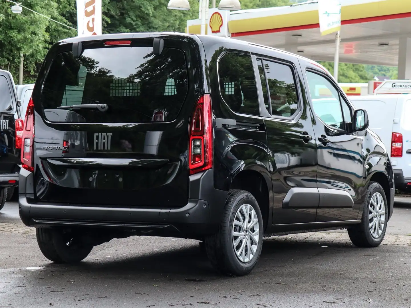 Fiat Doblo Kombi L1 N1 131AT Negro - 2