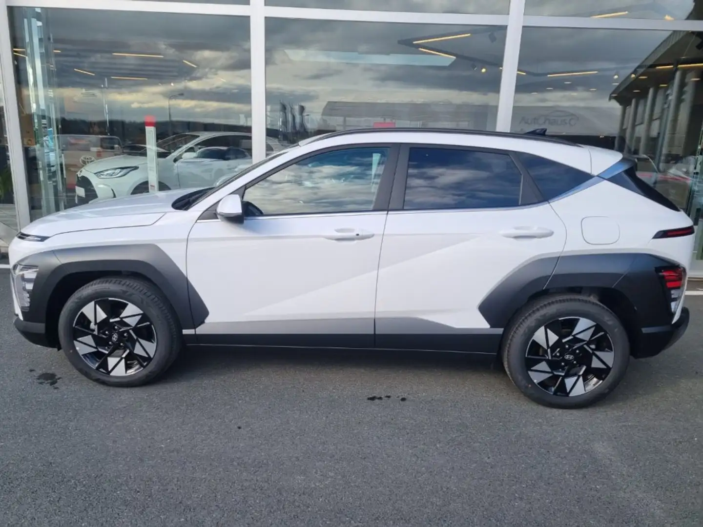 Hyundai KONA HEV (SX2) GO Plus 1.6 GDI 2WD HEV k5hu1 Bianco - 2
