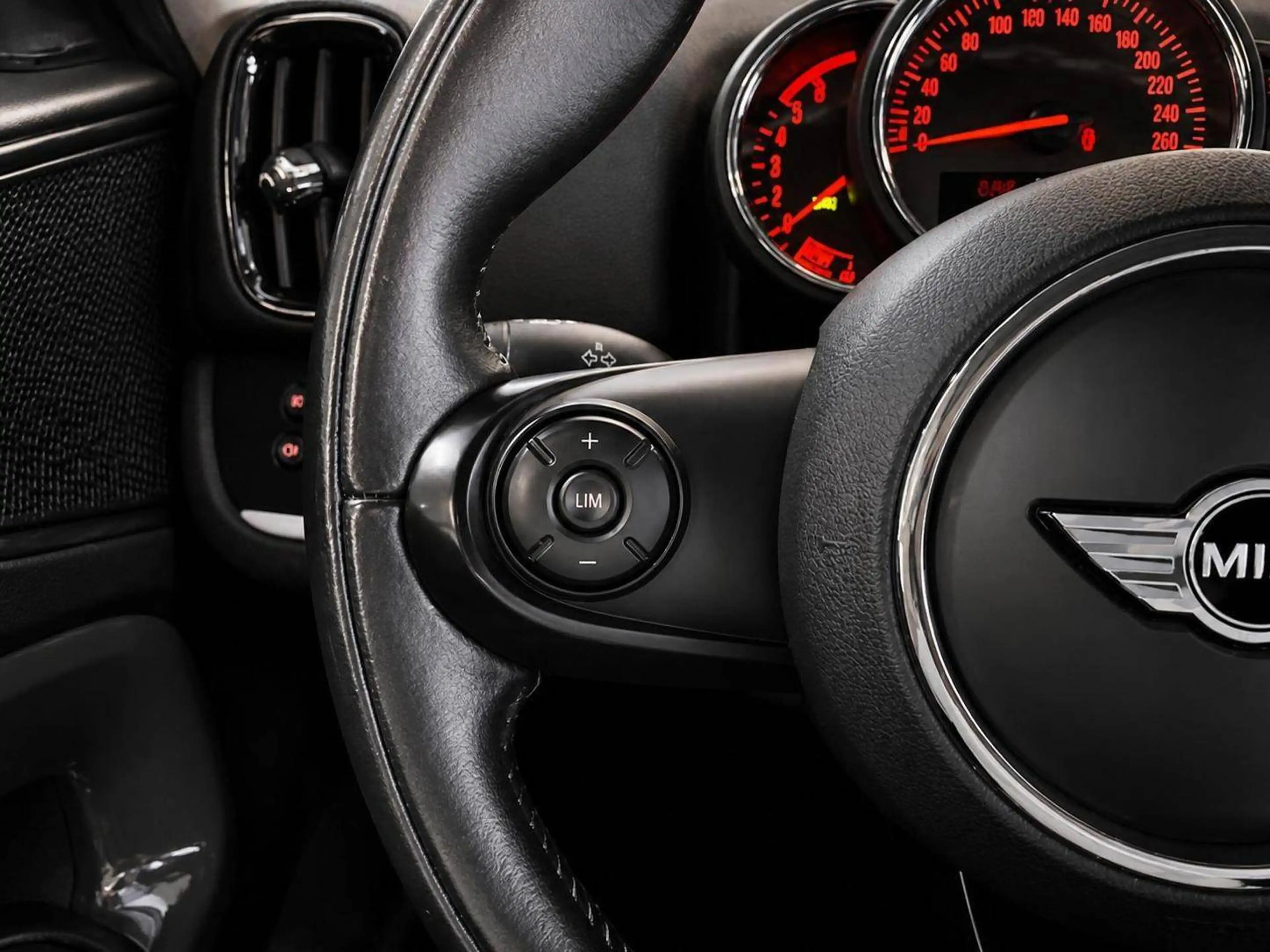 MINI Cooper SD Countryman Cooper SD — photo 12