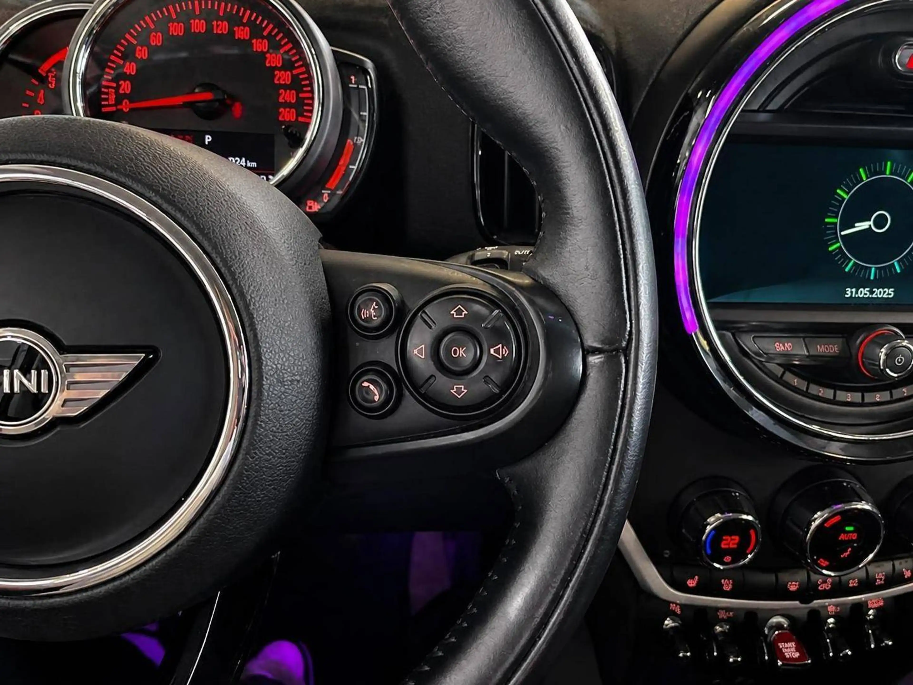 MINI Cooper SD Countryman Cooper SD — photo 13
