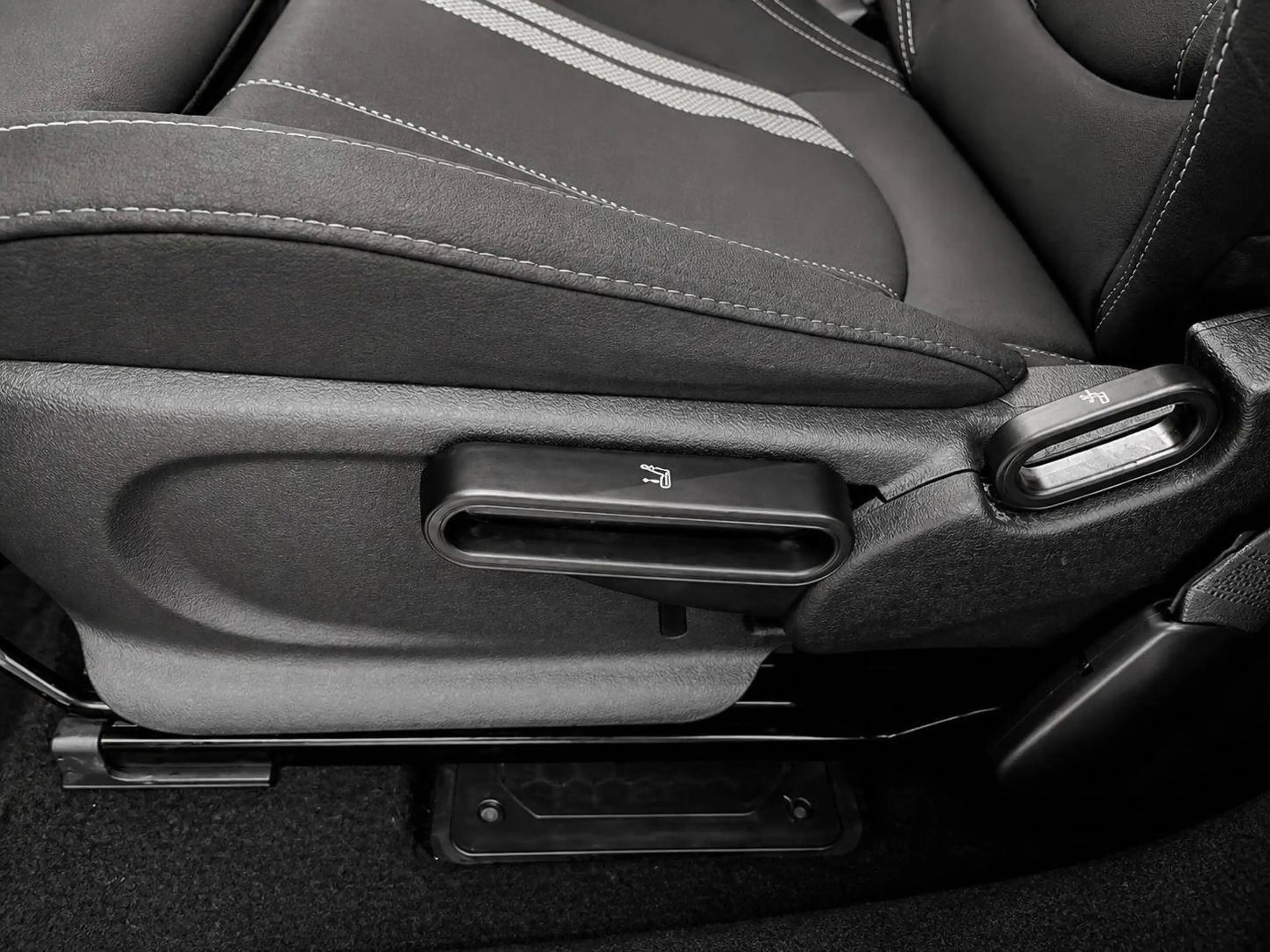 MINI Cooper SD Countryman Cooper SD — photo 9