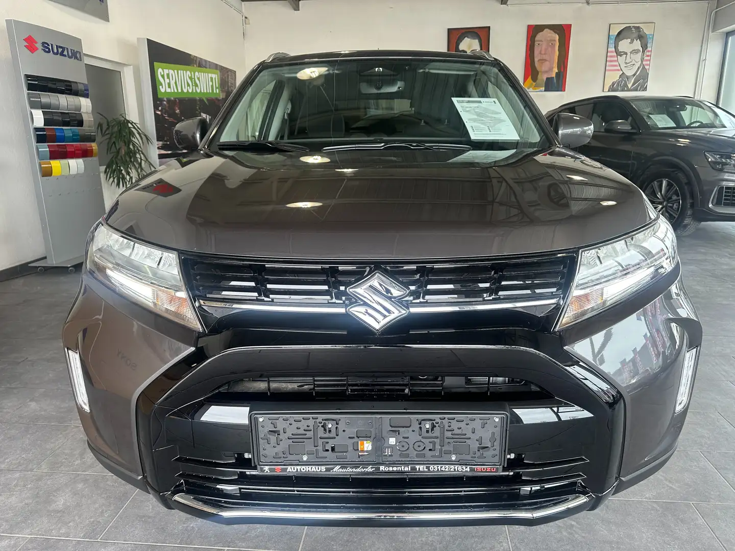 Suzuki Vitara 1,4 GL+ DITC Hybrid ALLGRIP shine Grijs - 1