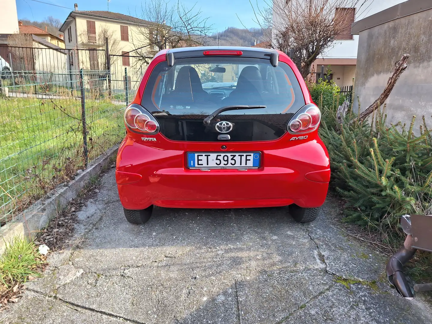 Toyota Aygo Aygo 5p 1.0 Active connect my14 Rosso - 1