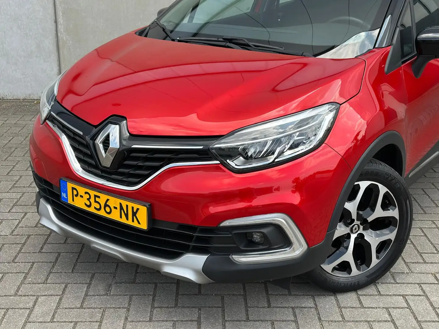 Renault Captur 0.9 TCe Intens Rot - 2