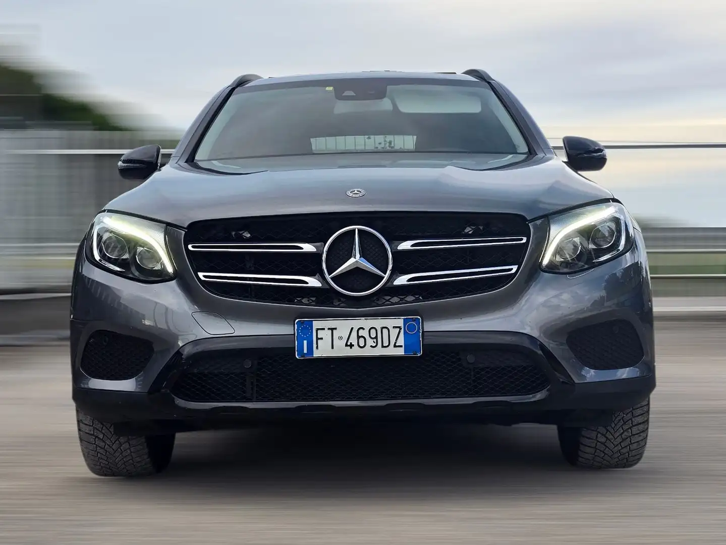Mercedes-Benz GLC 250 GLC 250 d Sport 4matic auto Gri - 2