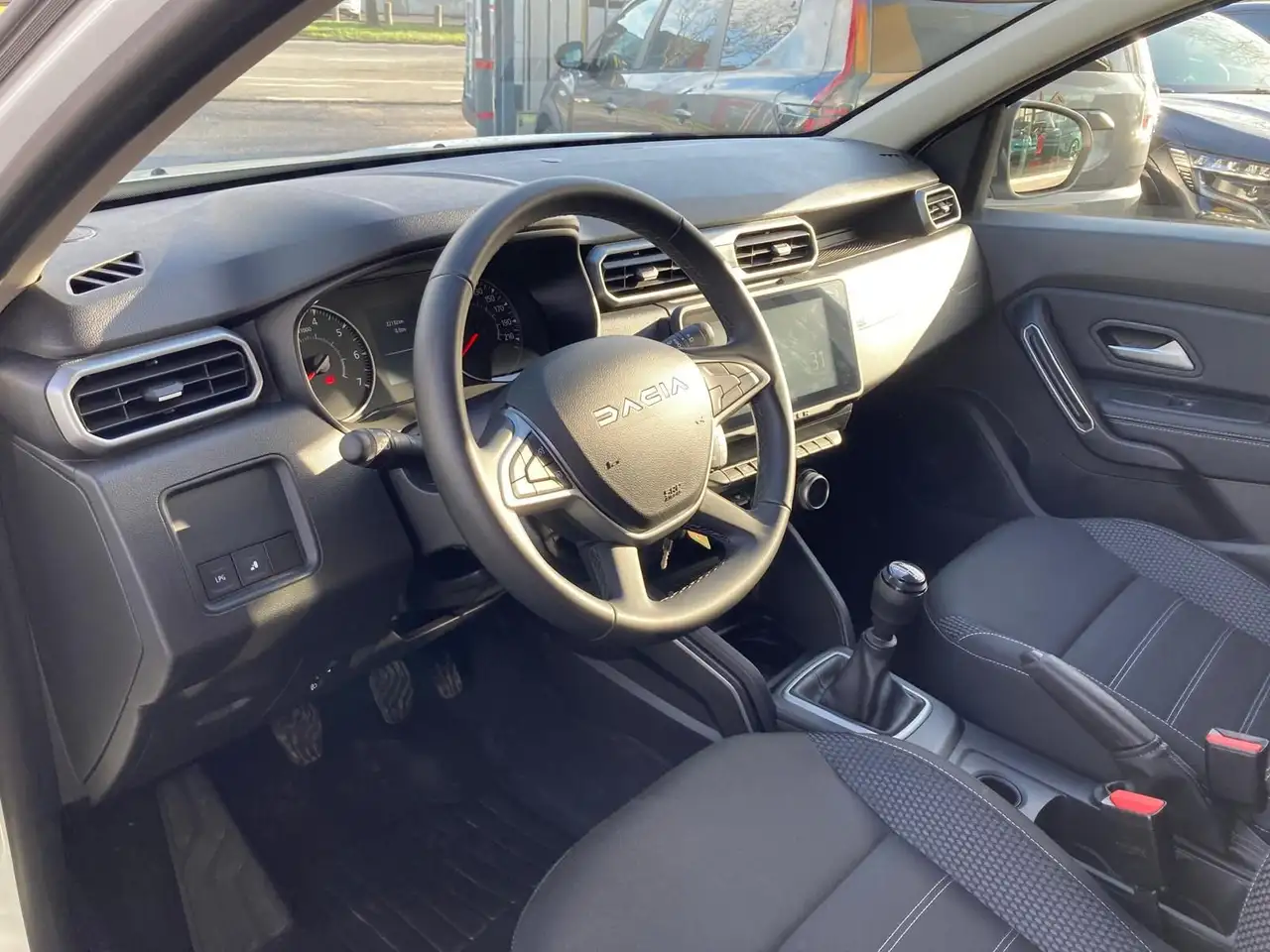 Dacia Duster ECO-G Journey 100 4x2 18