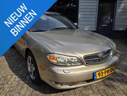 Nissan Maxima QX 3.0 V6 Elegance **RIJDT EN SCHAKELT GOED!**