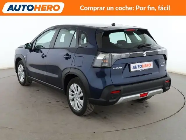 Suzuki SX4 S-Cross view 4