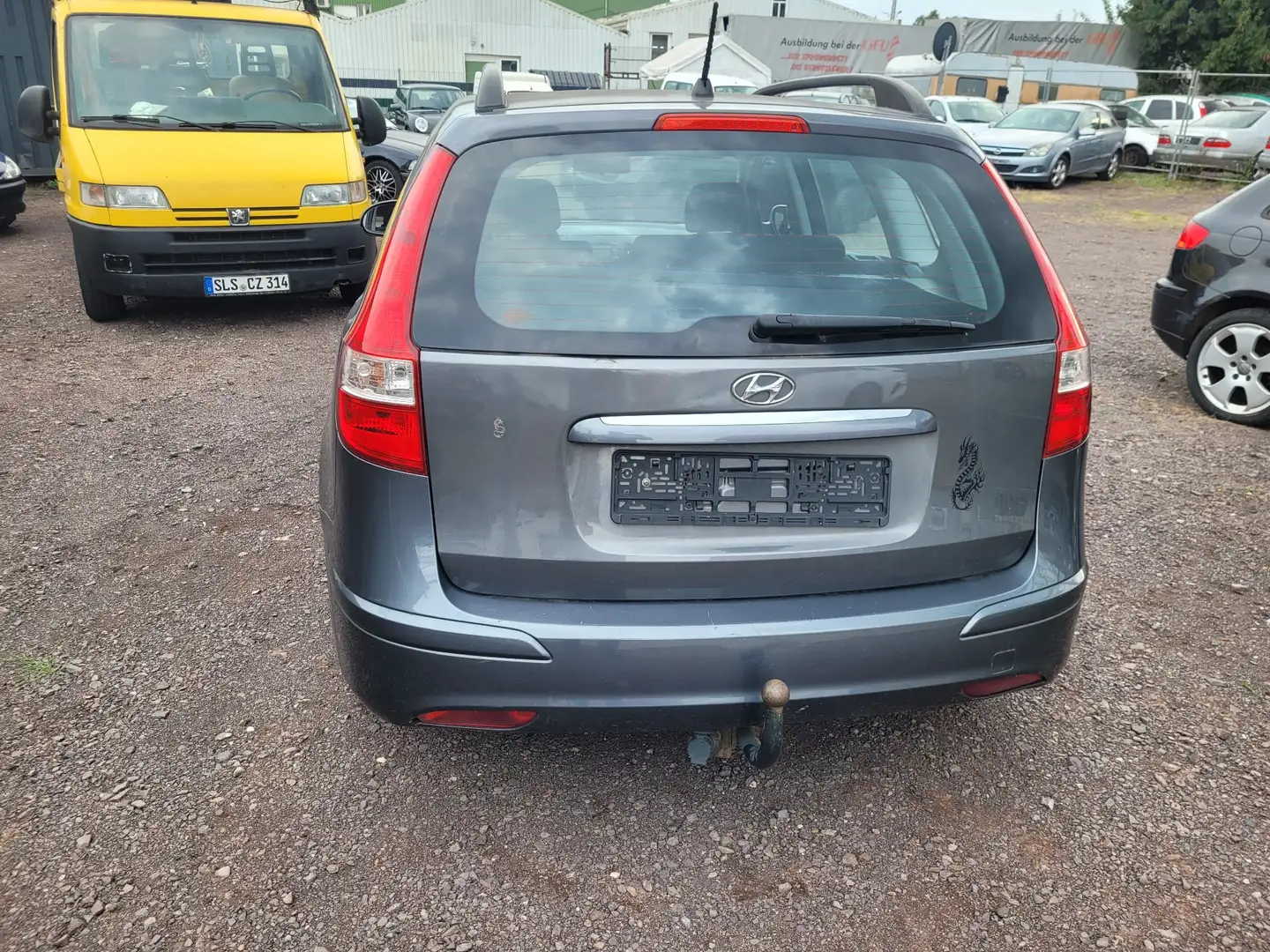 Hyundai i30 i30cw 1.4 Grau - 2