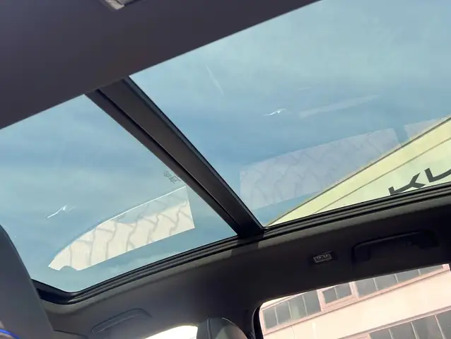 Volkswagen Tiguan view 14