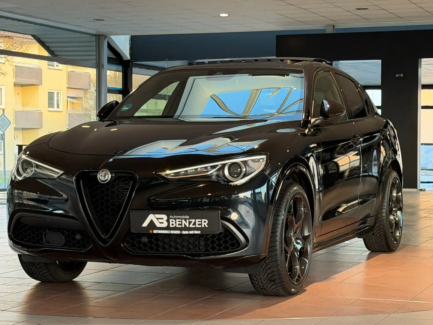 Alfa Romeo Stelvio Veloce Q4/PANORAMA/H&K-SOUND/21''ZOLL Schwarz - 2