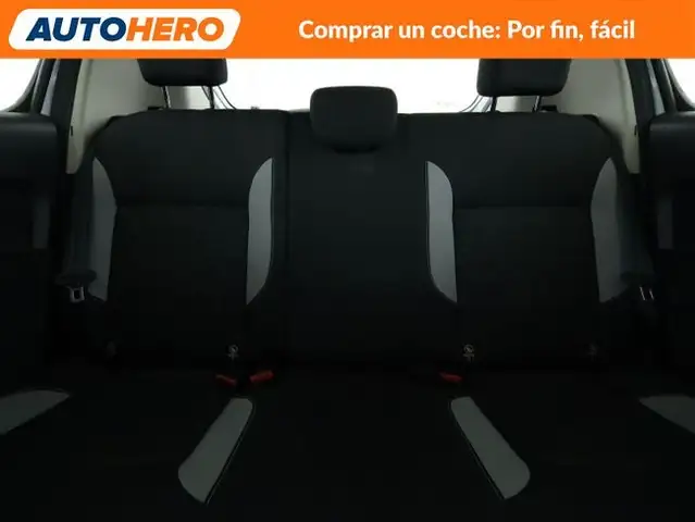 Dacia Sandero view 16