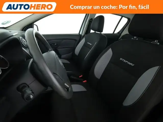 Dacia Sandero view 11