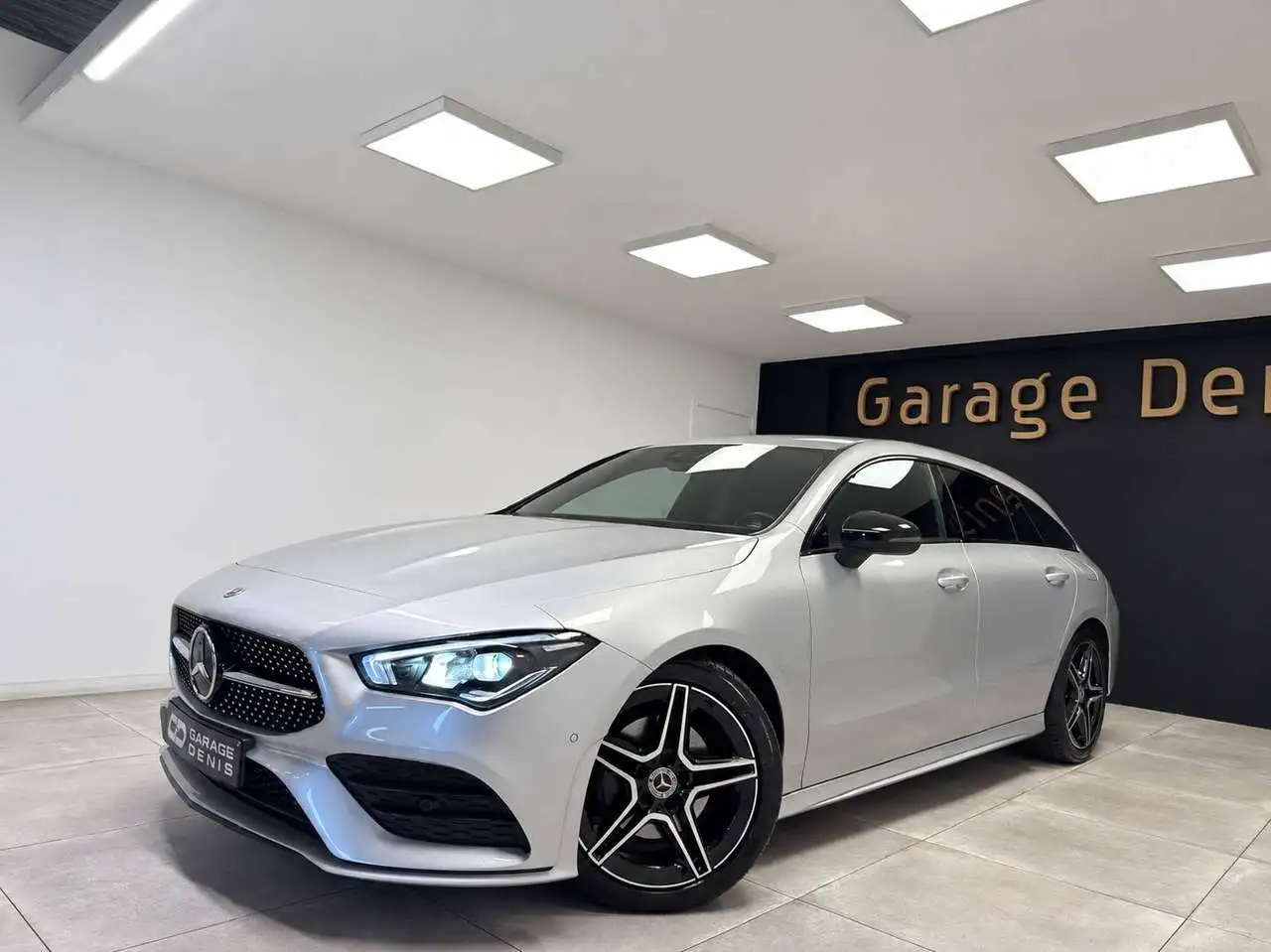 Mercedes-Benz CLA 180