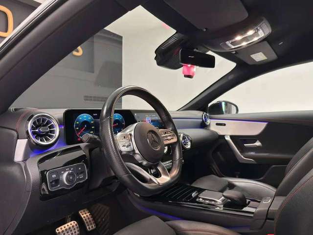 Mercedes-Benz CLA 180 — photo 14