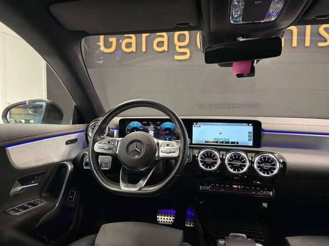 Mercedes-Benz CLA 180 — photo 10