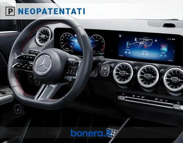 Mercedes-Benz GLA view 6