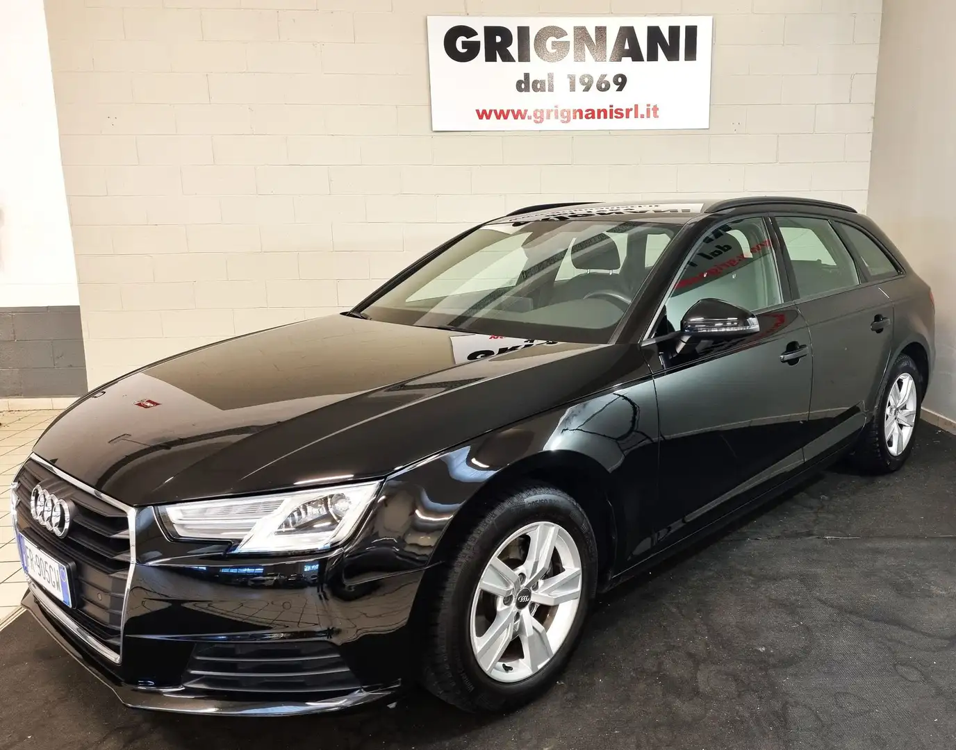 Audi A4 1.4 TFSI S tronic Business Sport Zwart - 2