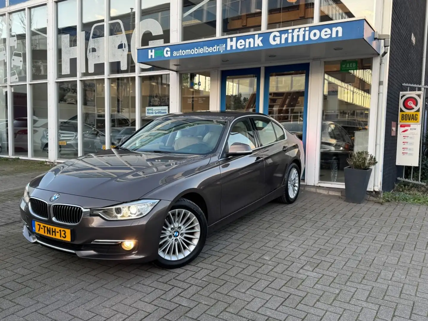 BMW 316 316i High Executive Automaat I Leer I Xenon I Navi Brun - 1