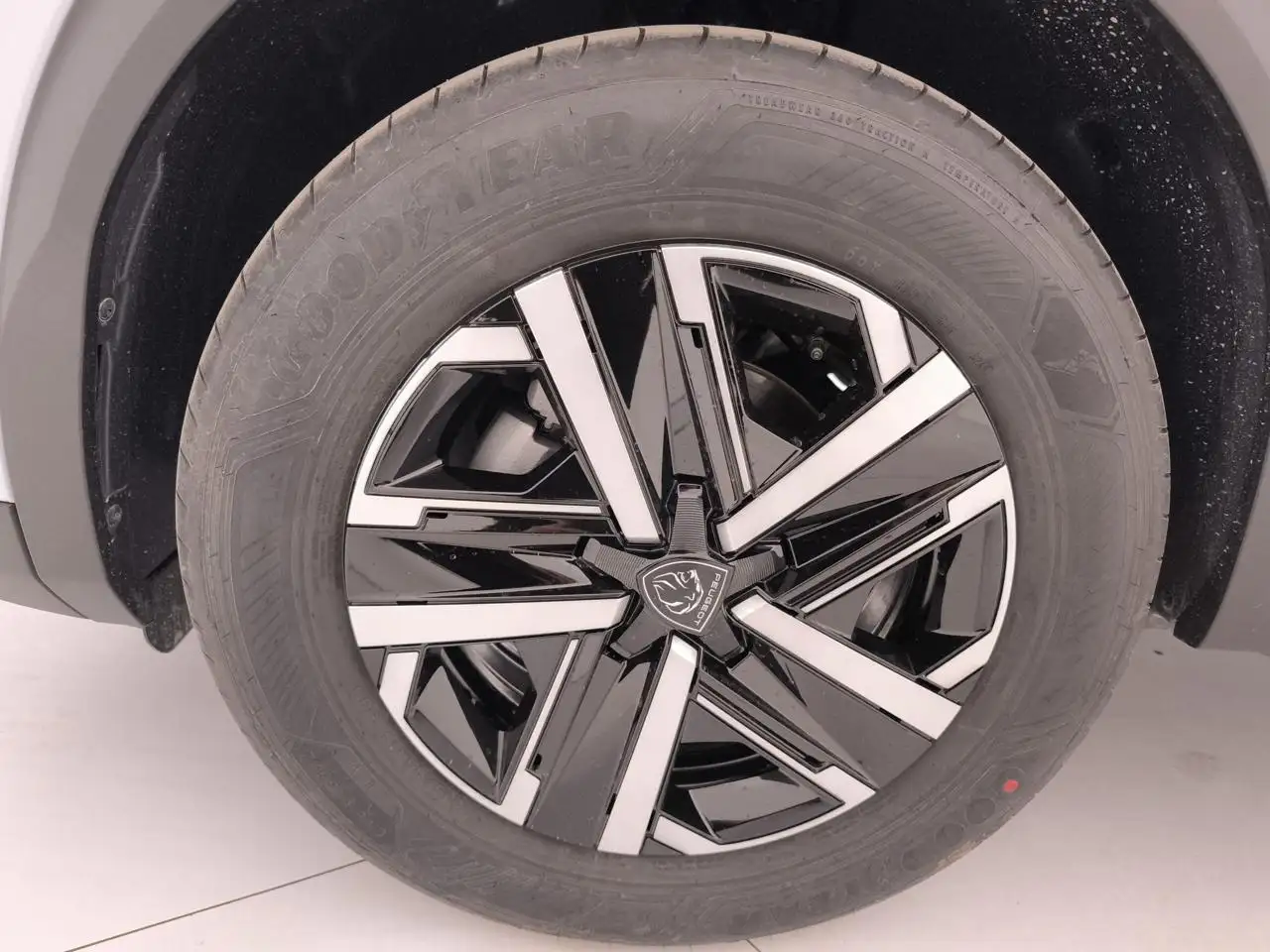 Peugeot 2008 1.2 puretech Style s&s 100cv 5