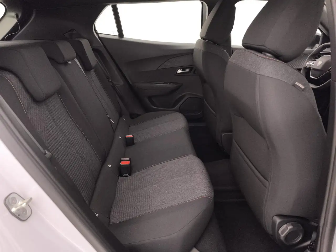 Peugeot 2008 1.2 puretech Style s&s 100cv 18