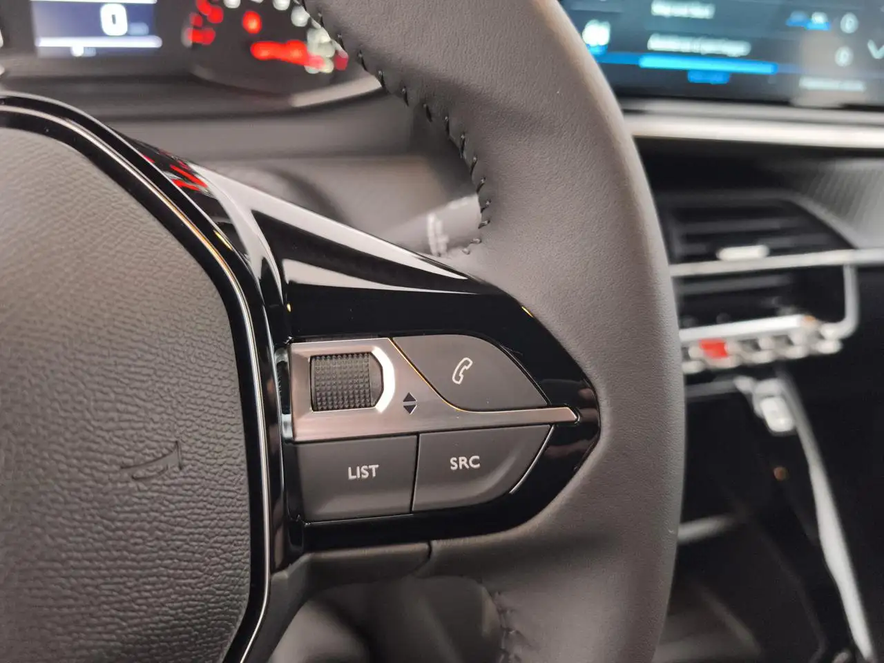 Peugeot 2008 1.2 puretech Style s&s 100cv 9