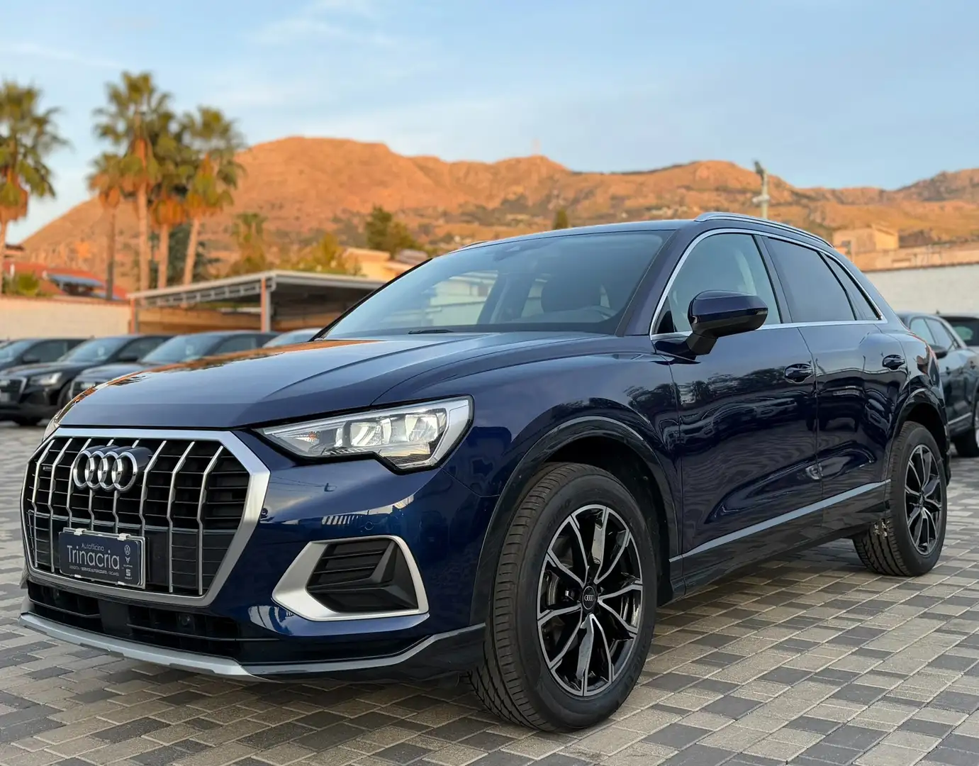 Audi Q3 Business Advanced 2.0 TDI 150CV s-tronic quattro Azul - 1