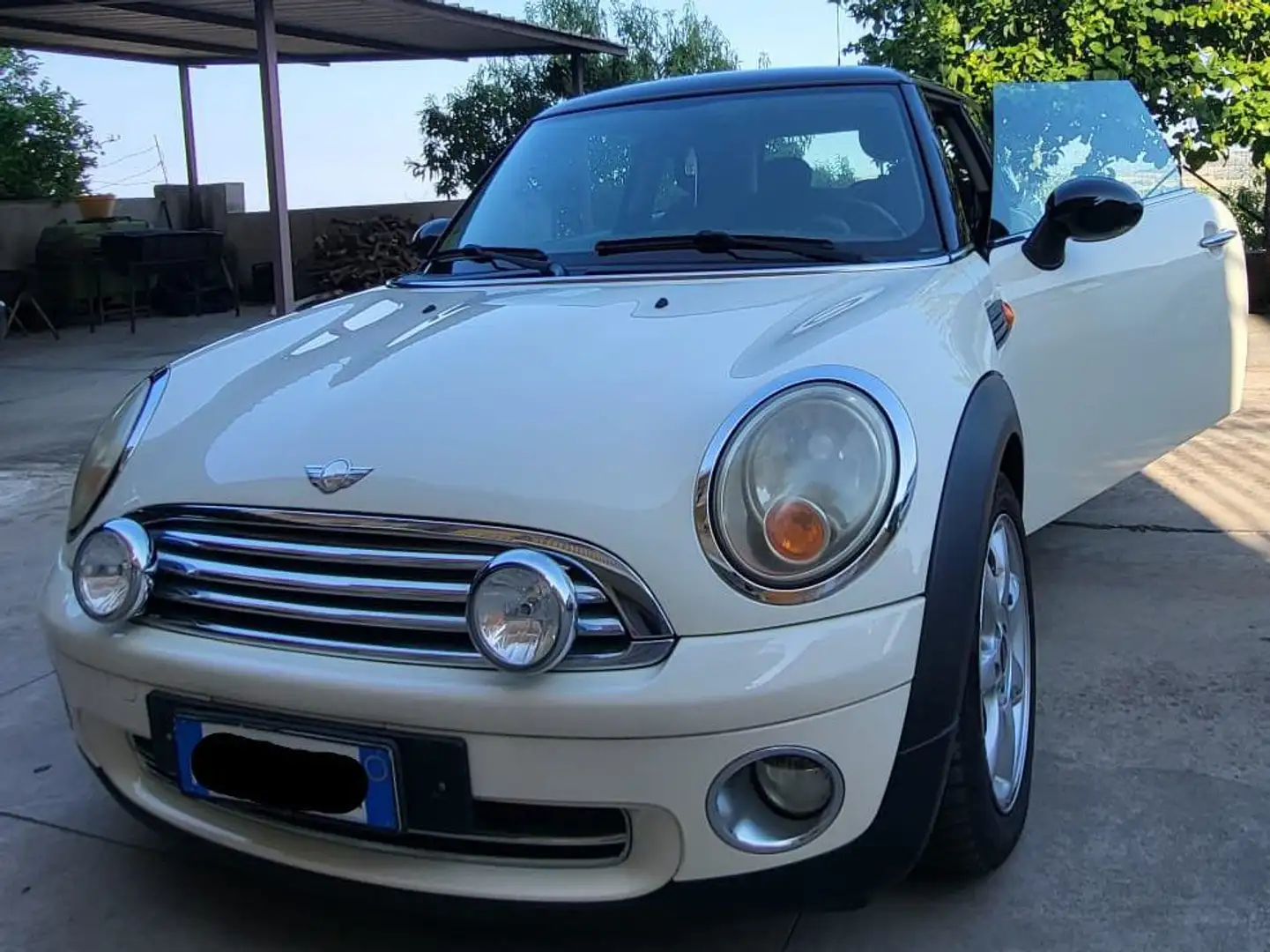 MINI Cooper Beige - 2