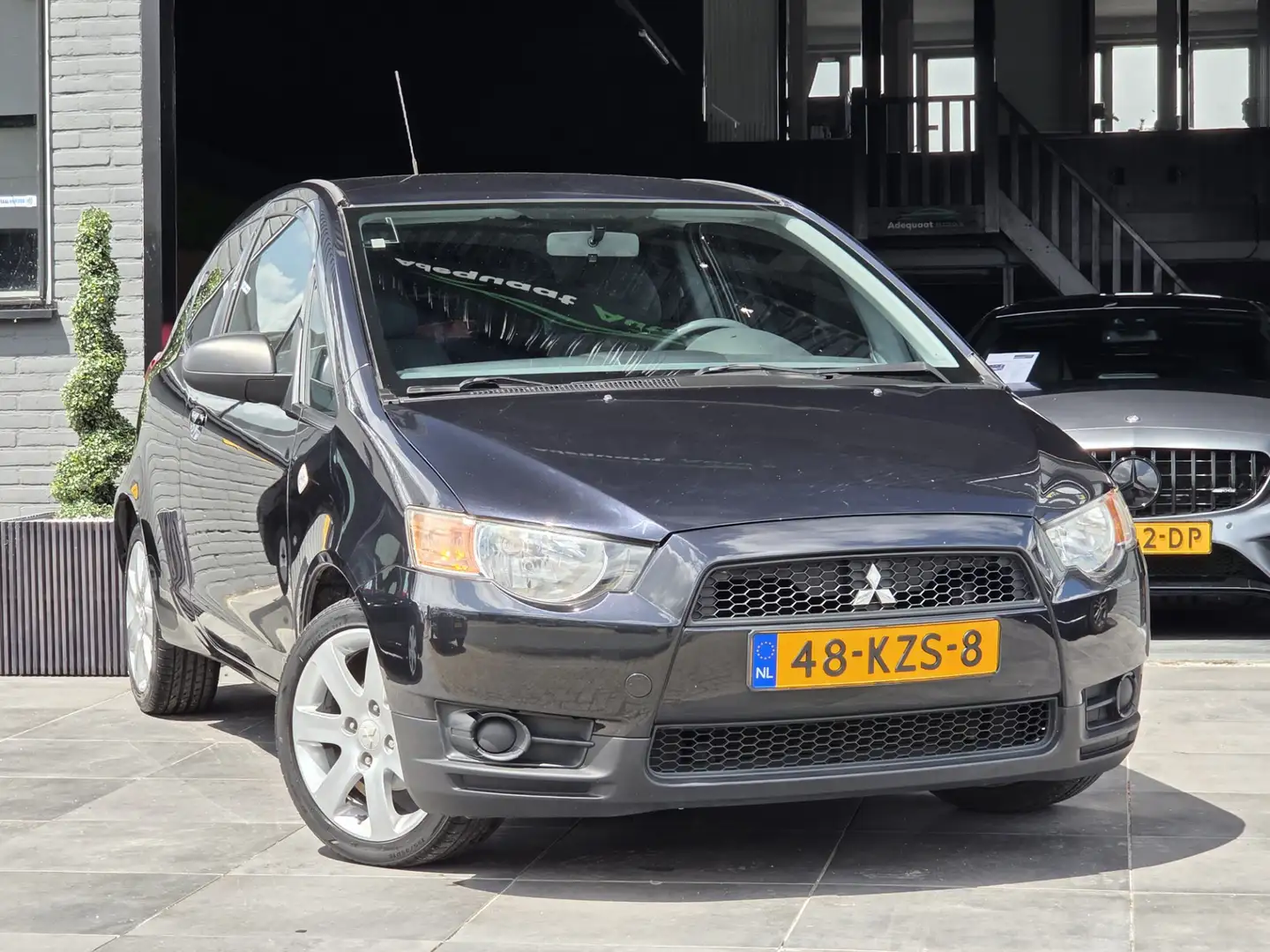 Mitsubishi Colt 1.1 Edition One|NAP|APK|Airco|Grote scherm Noir - 2