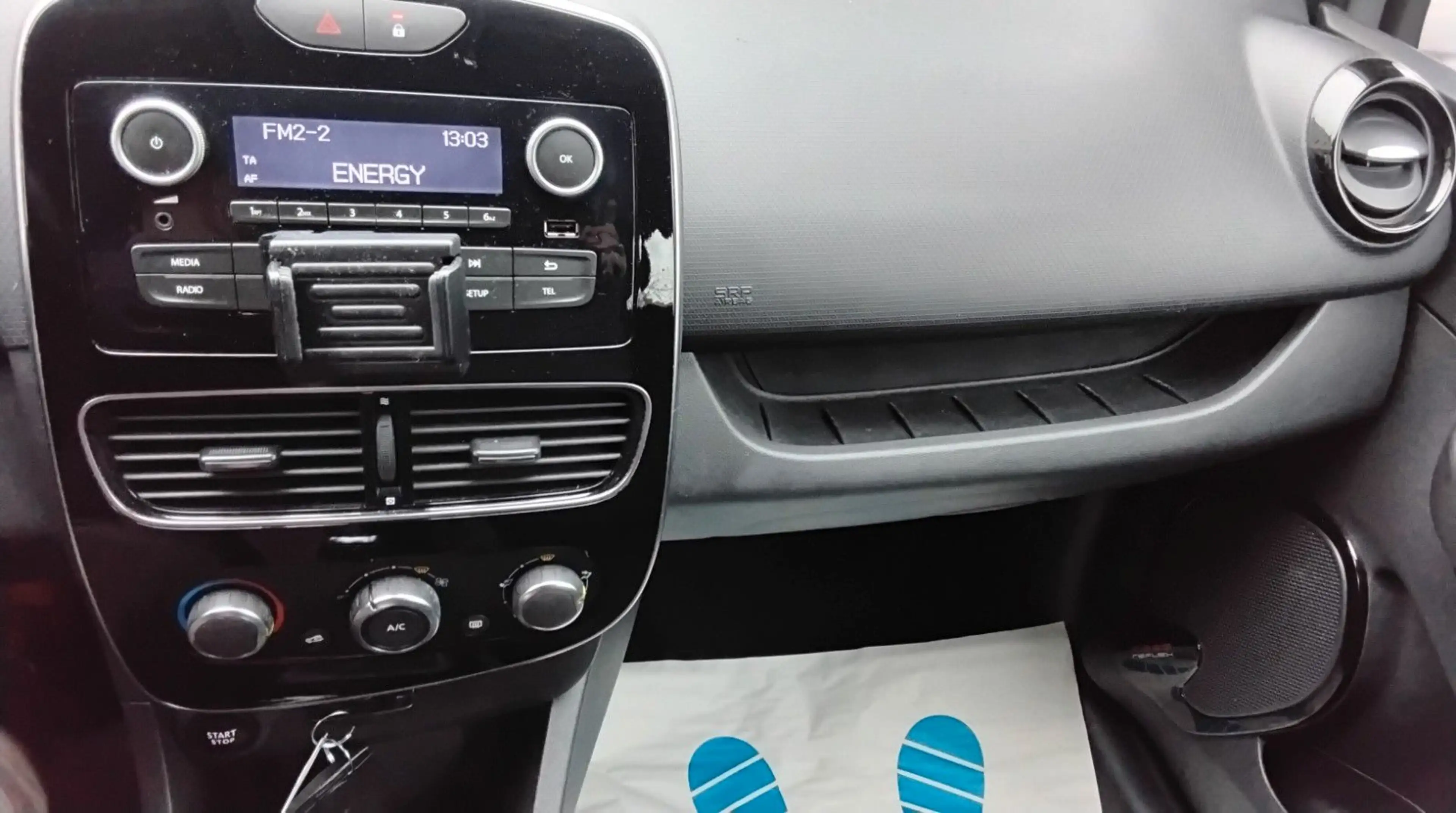 Renault Clio IV Grandtour Limited — photo 15