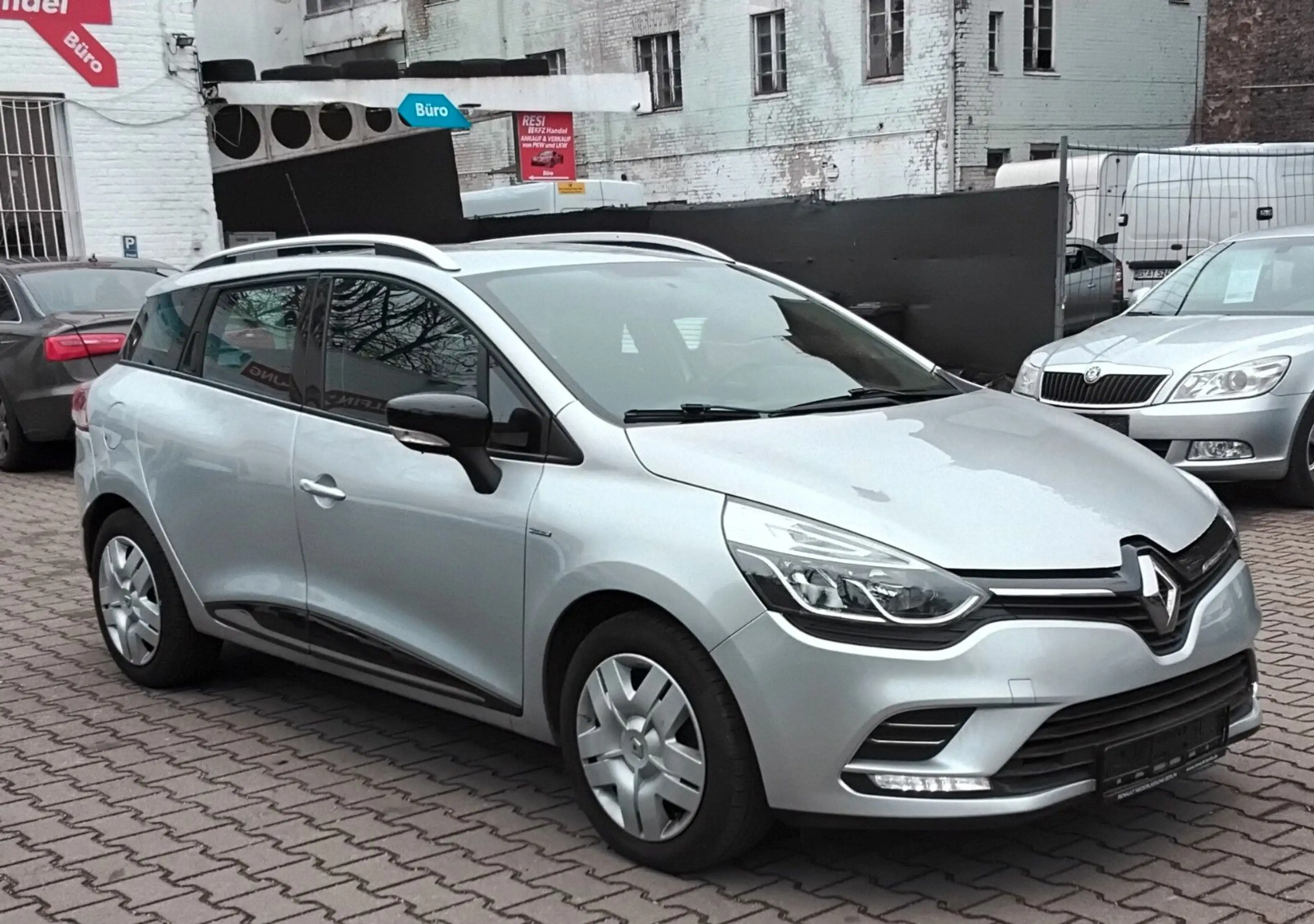 Renault Clio IV Grandtour Limited — photo 3