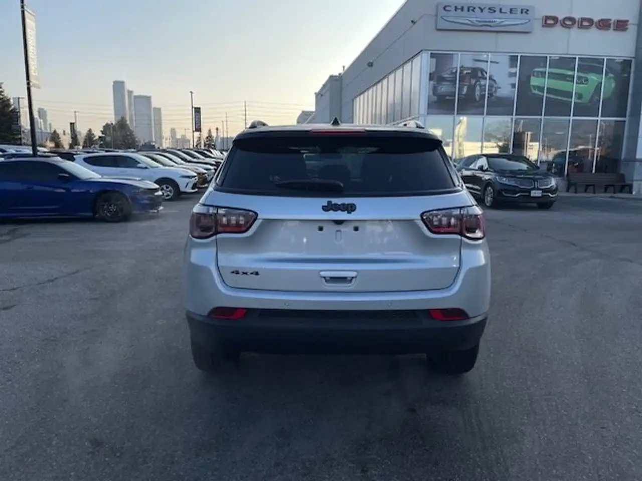 Jeep Compass снимка Jeep Compass