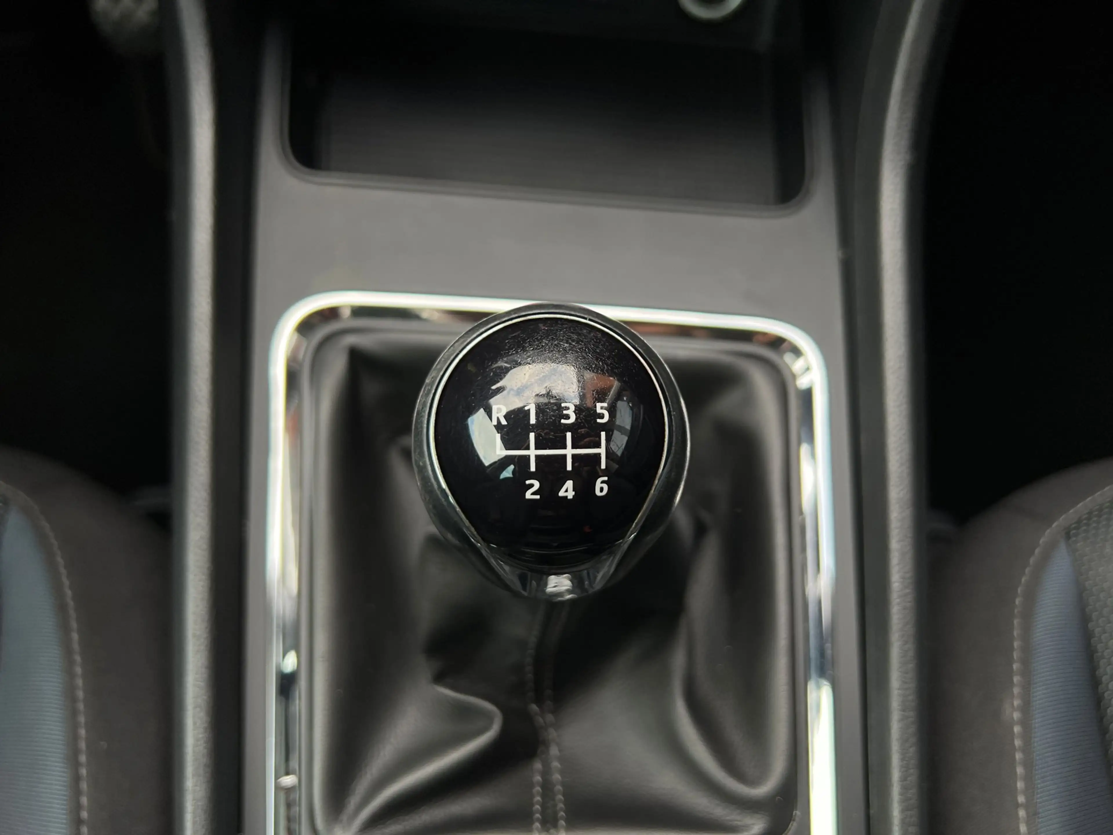 SEAT Ateca 1.0 EcoTSI|LED|Navi|Stoelverw.|Clima|Cruise|PDC — photo 15