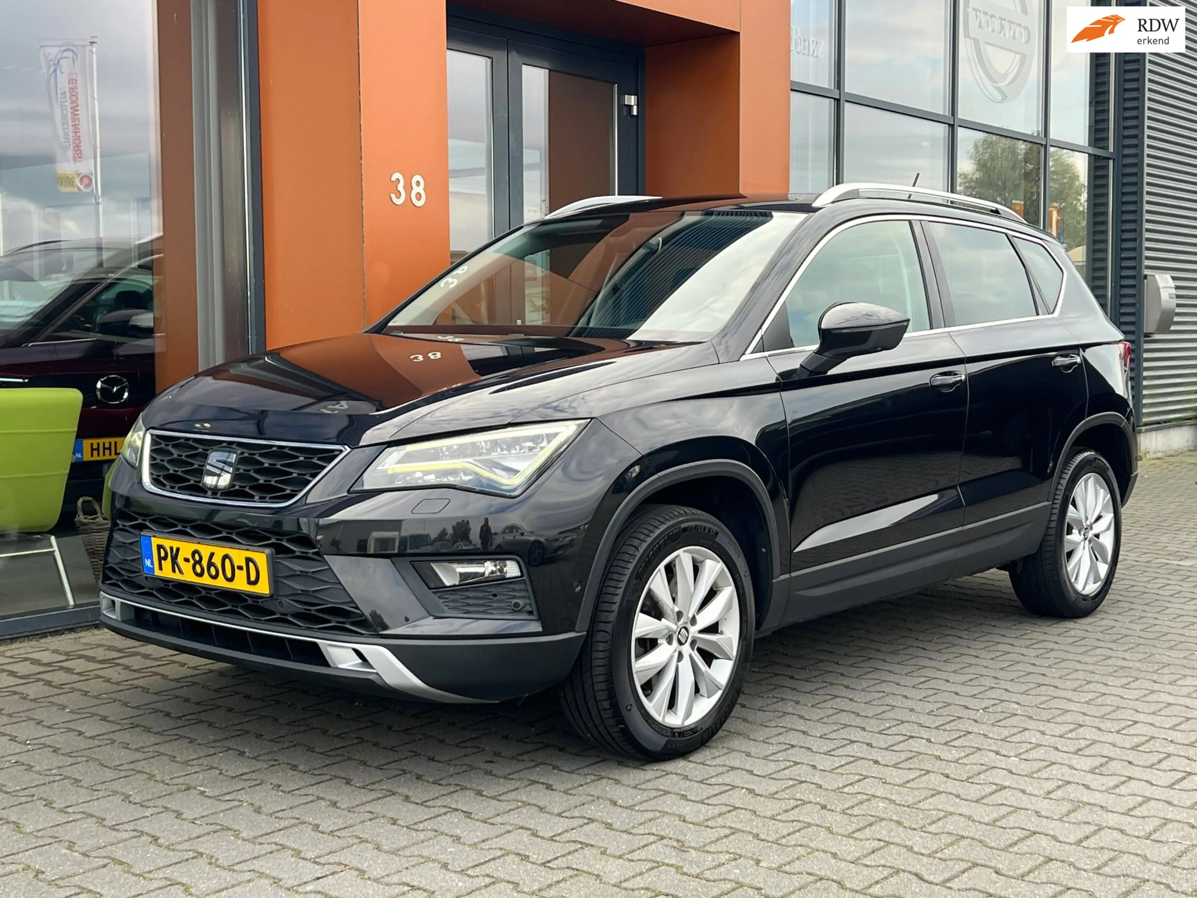 SEAT Ateca 1.0 EcoTSI|LED|Navi|Stoelverw.|Clima|Cruise|PDC