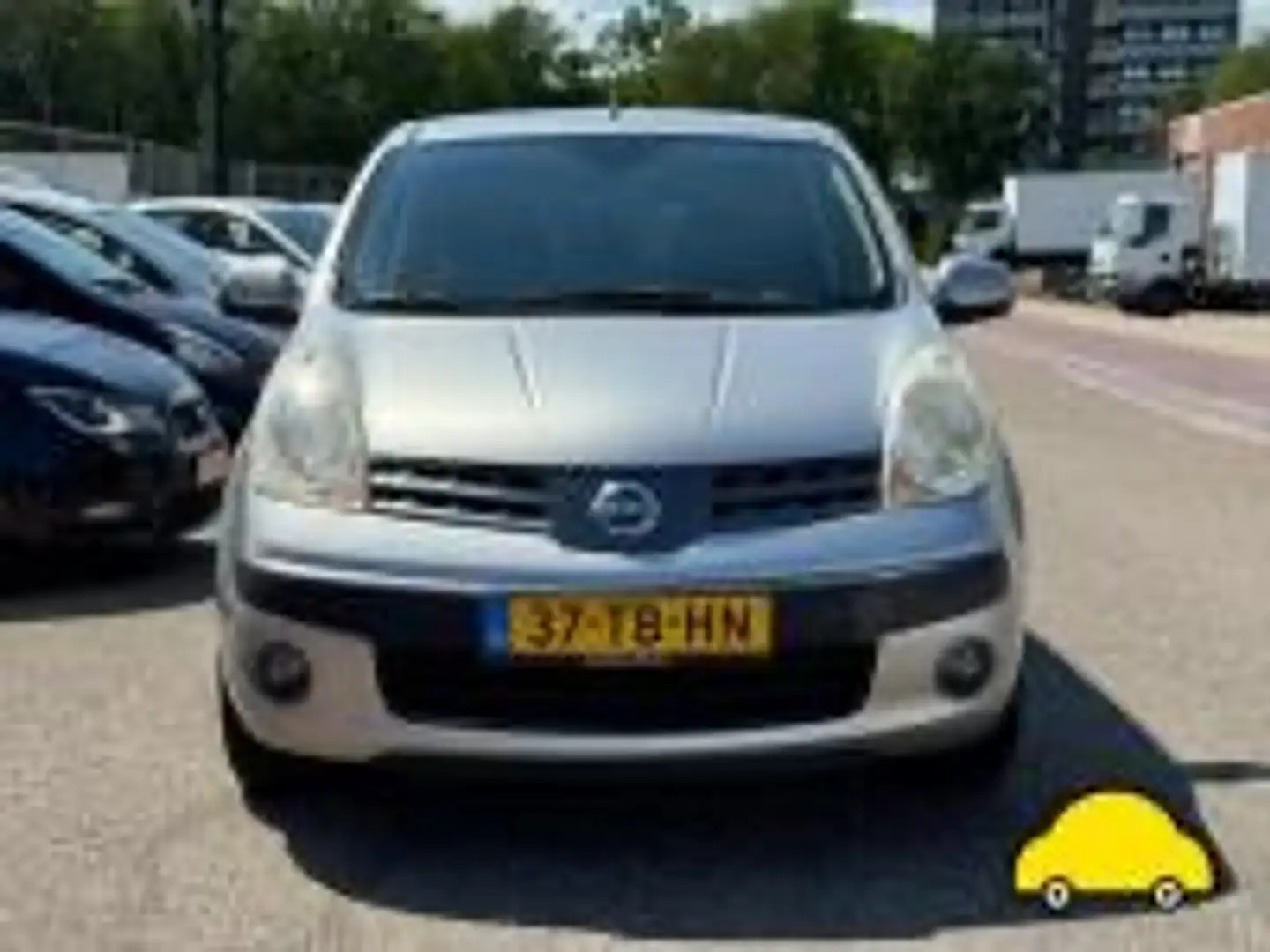 Nissan Note 1.6 First Šedá - 1