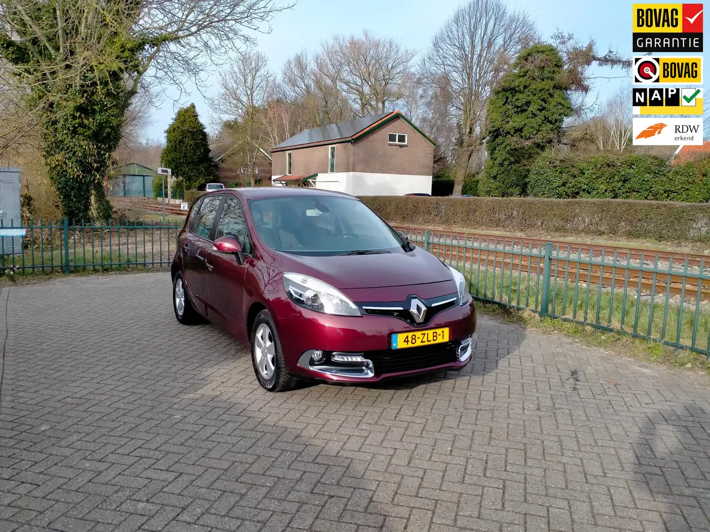 Renault Scenic 1.2 TCe Collection nieuwe motor Airco/Navi trekhaa Rot - 1