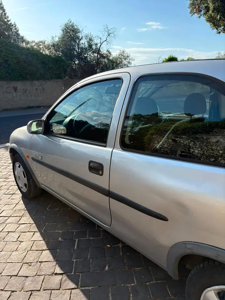 Opel Corsa 3p 1.0 12v Edition2000, foto 5