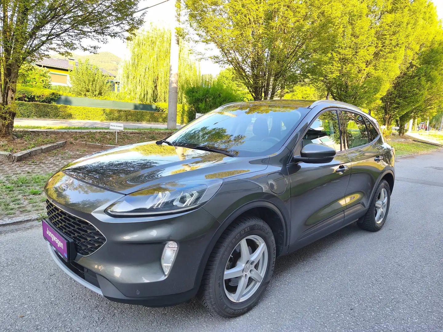 Ford Kuga 2.5 Duratec PHEV Aut.,* LED, Navi, Tempomat, AHK* Grau - 2