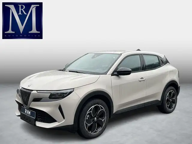 Alfa Romeo Junior Elettrica 54 kWh 15.000KM!! | FABRIEKSGARANTIE | A