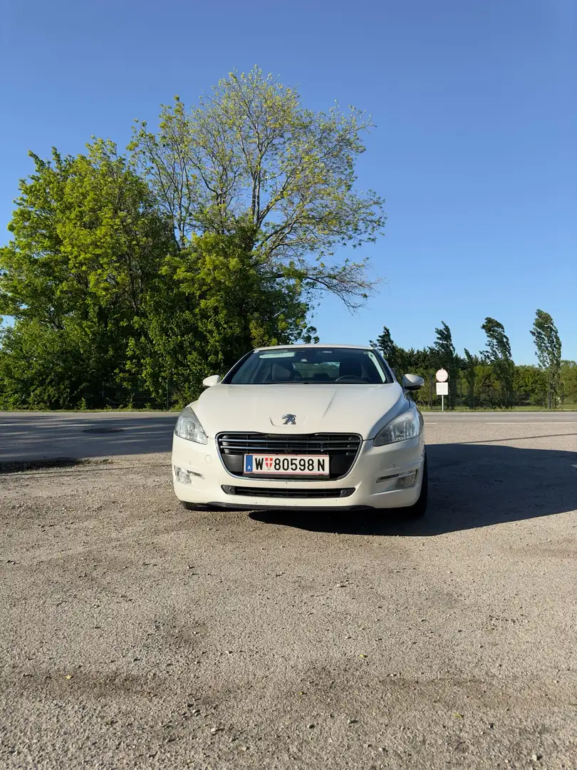 Peugeot 508 HDi FAP 140 Active Weiß - 1