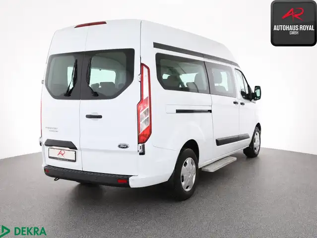 Ford Transit Custom view 4