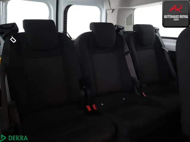 Ford Transit Custom view 12